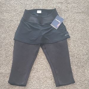 NRS Black Skirted Leggings